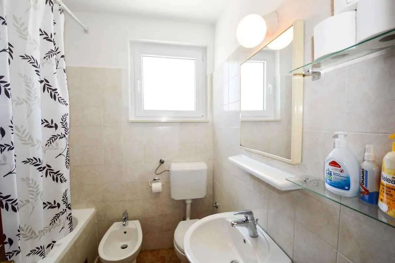 Holiday home in Premantura/Istrien 10815 Premantura
