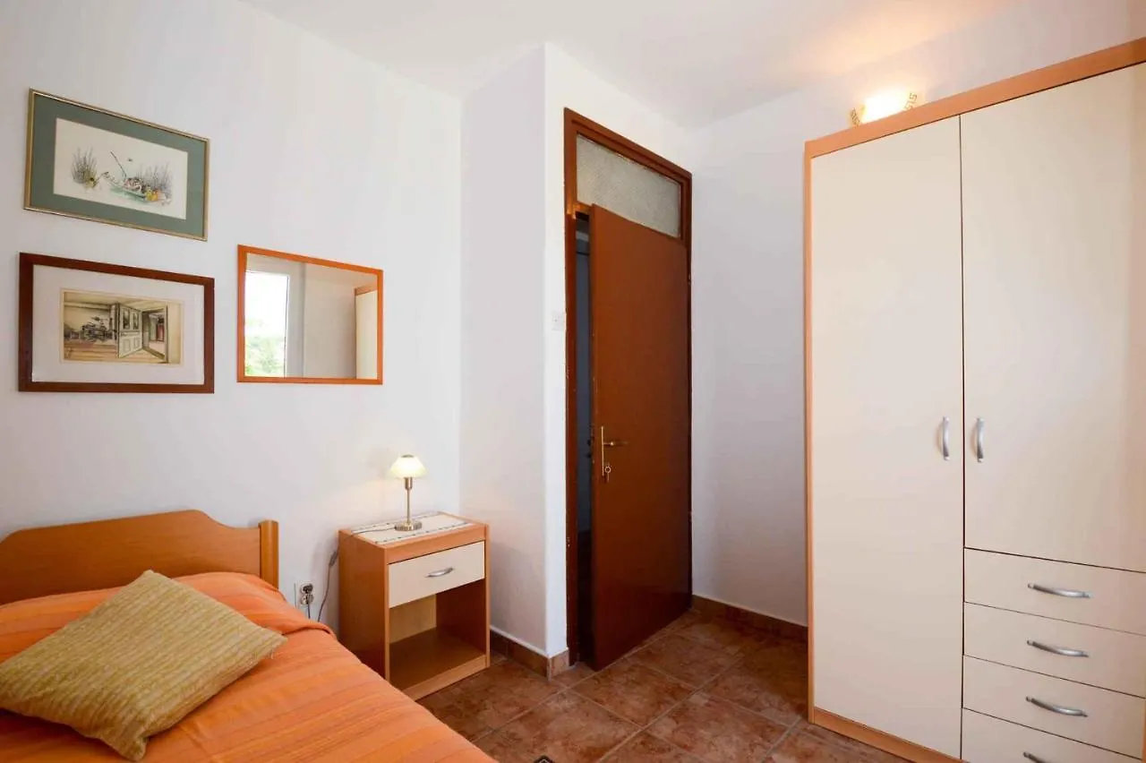 Holiday Home In Premantura/Istrien 10815